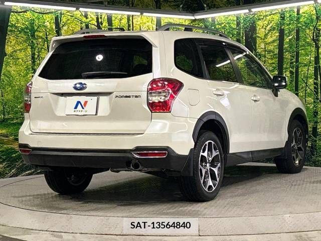 Subaru FORESTER 2013-11 208918-17