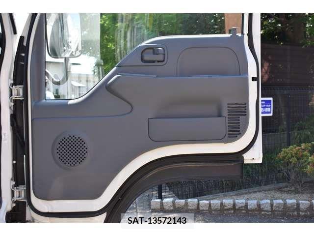 Isuzu ELF TRUCK 2016-03 297066-11