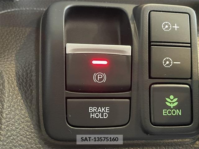 Honda N BOX 2022-06 307447-17