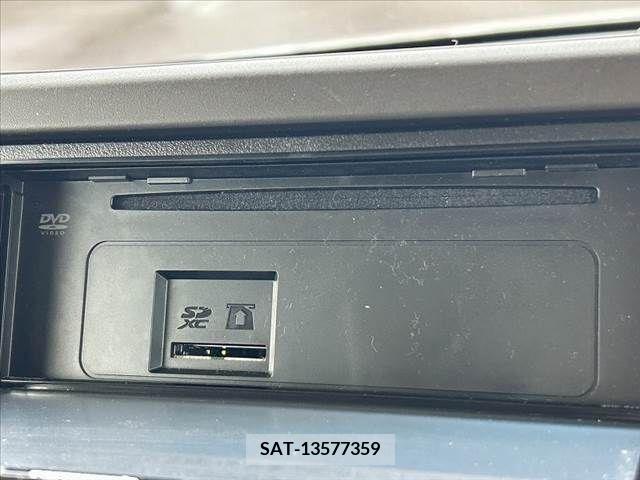 Honda N BOX 2021-04 280600-22