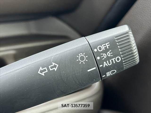 Honda N BOX 2021-04 280600-23