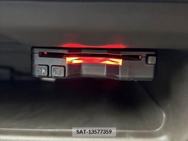 Honda N BOX 2021-04 280600-28