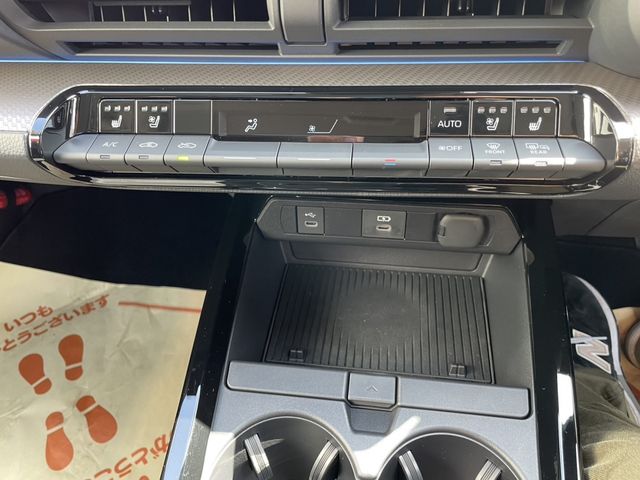 Toyota PRIUS 2023-07 9593-22