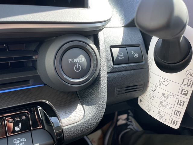 Toyota PRIUS 2023-07 9593-24