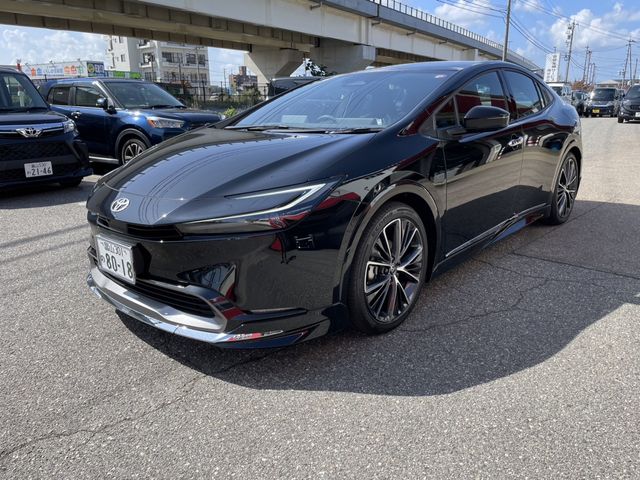 Toyota PRIUS 2023-07 9593-6