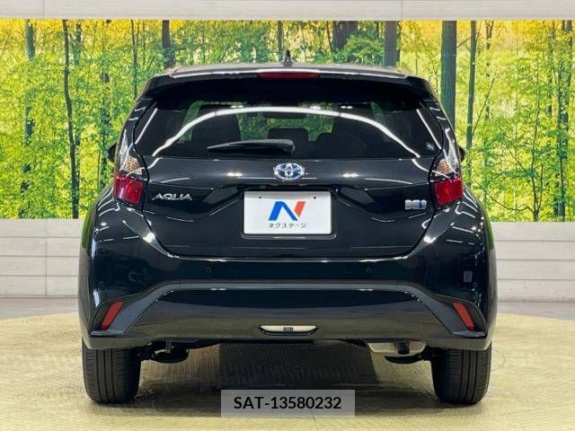 Toyota AQUA 2021-09 389303-15