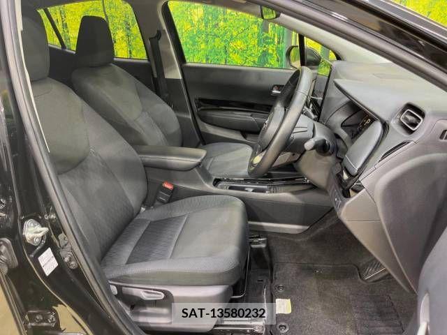 Toyota AQUA 2021-09 389303-8