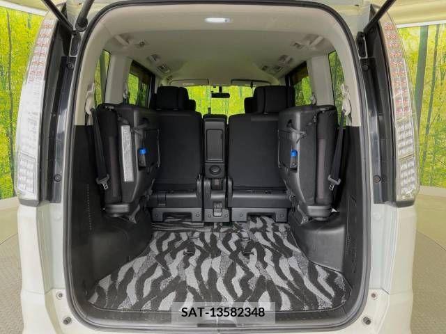 Nissan SERENA 2011-09 324894-11