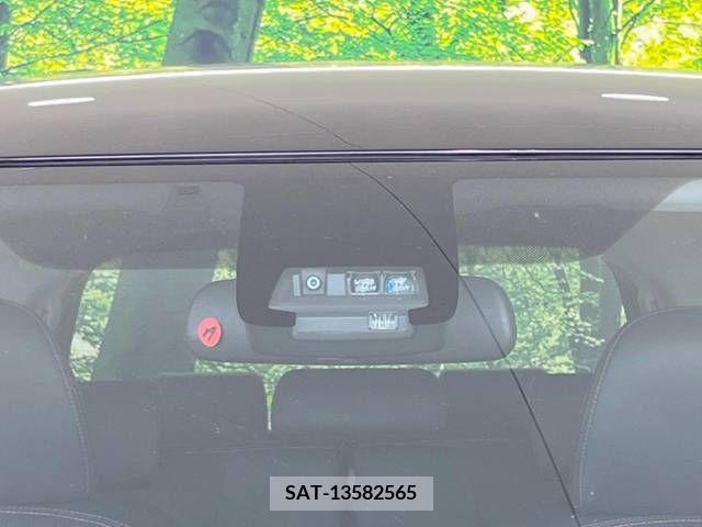 Toyota SIENTA 2018-06 378001-3