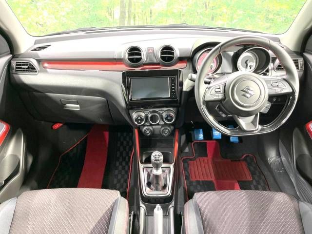 Suzuki SWIFT 2019-03 184590-1
