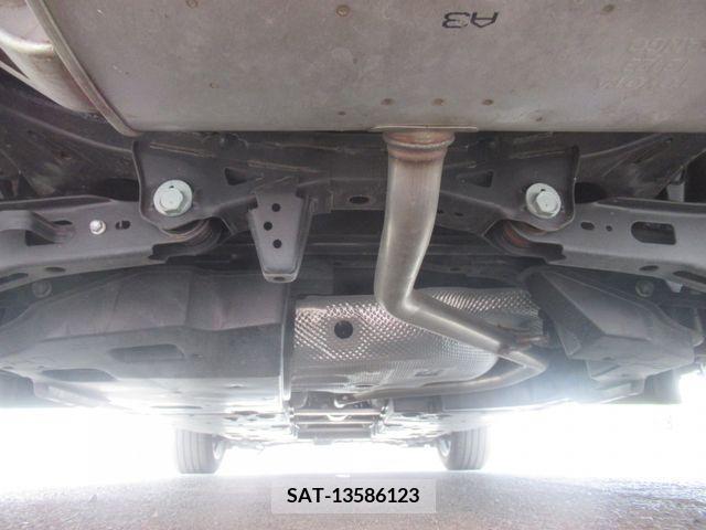 Toyota C-HR 2021-09 323085-28