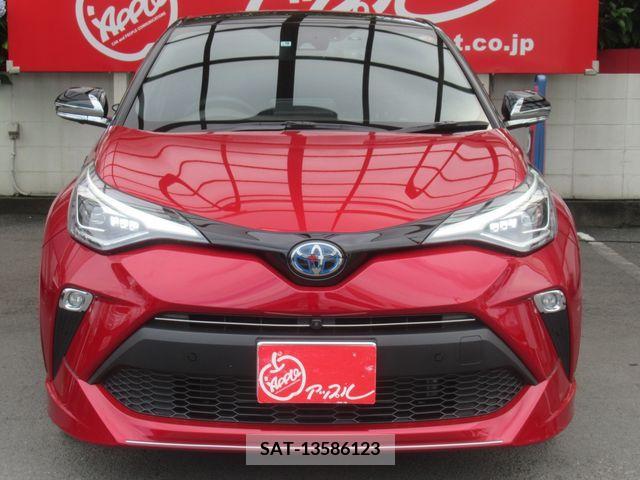 Toyota C-HR 2021-09 323085-10