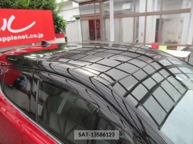 Toyota C-HR 2021-09 323085-26