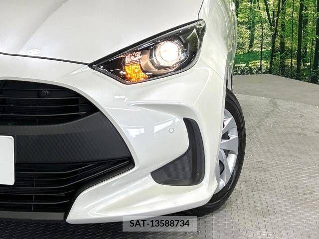 Toyota YARIS 2022-03 380539-12