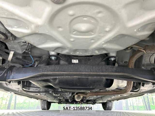 Toyota YARIS 2022-03 380539-19