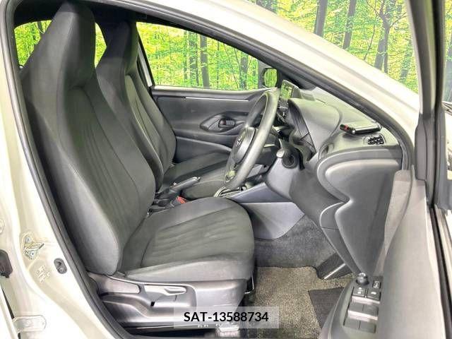 Toyota YARIS 2022-03 380539-8