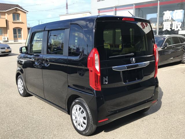 Honda N BOX 2023-04 193927-2