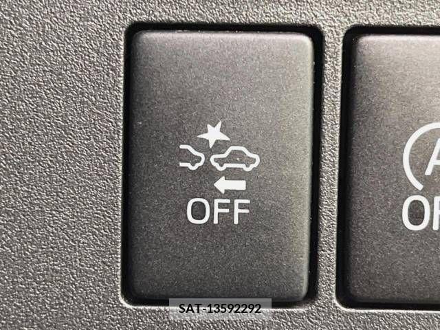 Daihatsu WAKE 2016-06 371056-3