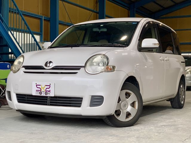 Toyota SIENTA 2011-08 8308-0