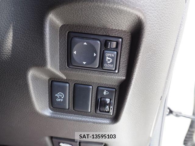 Nissan CUBE 2013-06 385803-12