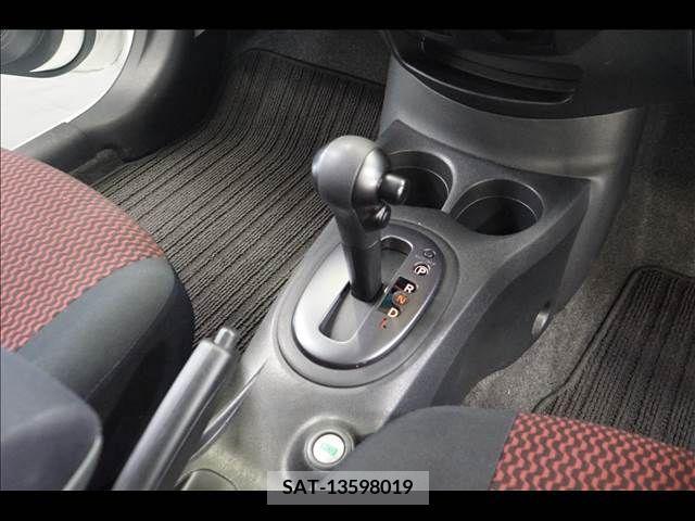 Nissan NOTE 2015-05 365491-11