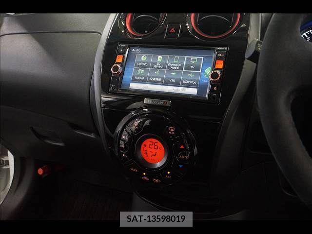 Nissan NOTE 2015-05 365491-10