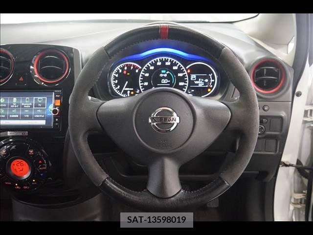 Nissan NOTE 2015-05 365491-9