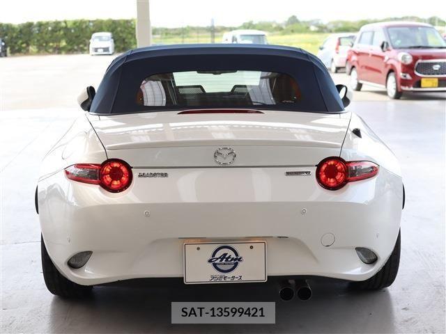 Mazda ROADSTER 2022-03 283411-21