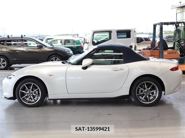 Mazda ROADSTER 2022-03 283411-23