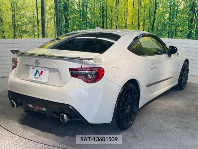 Toyota 86 2016-12 355220-17