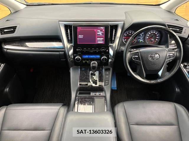 Toyota ALPHARD 2021-05 388999-1