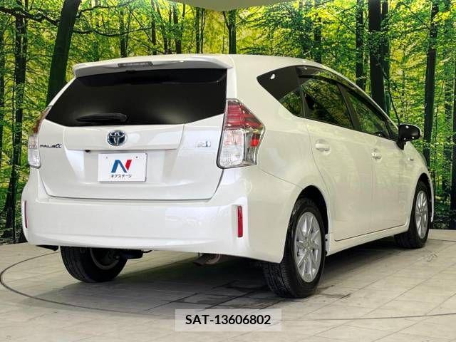 Toyota PRIUS ALPHA 2015-06 383254-17
