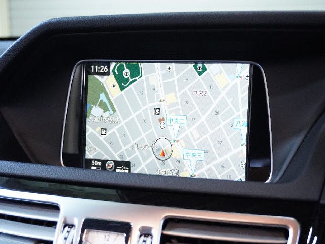 Mercedes Benz E-CLASS 2016-05 13165-12