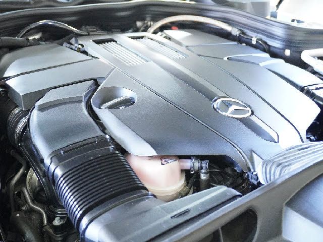 Mercedes Benz E-CLASS 2016-05 13165-8