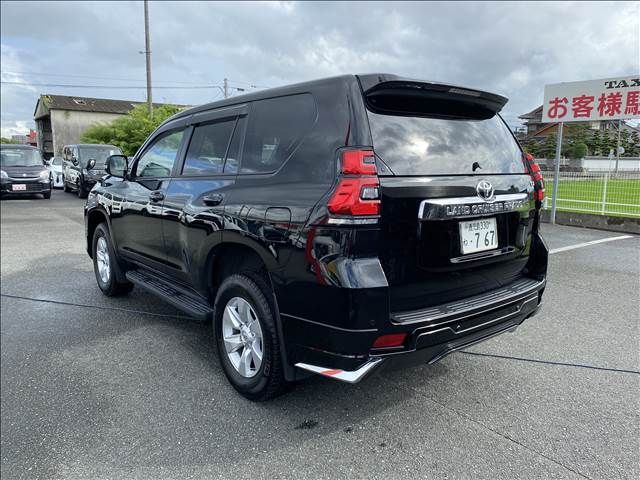 Toyota PRADO 2021-10 8597-2