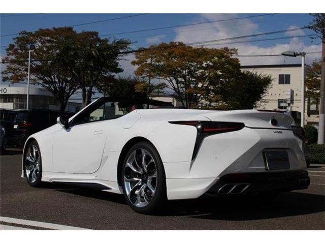 Lexus LC 2021-03 21207-2