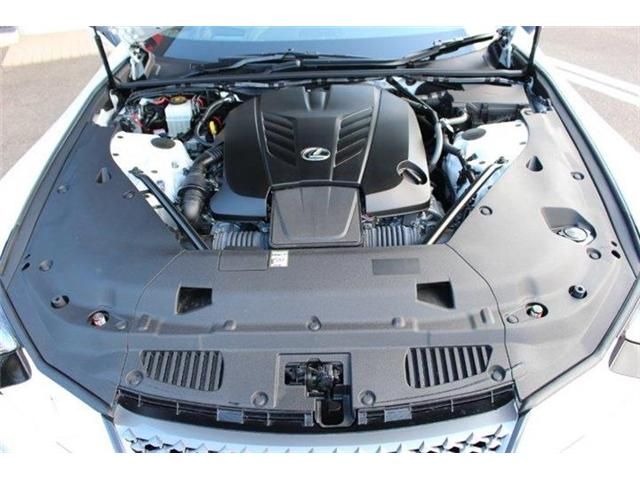 Lexus LC 2021-03 21207-8