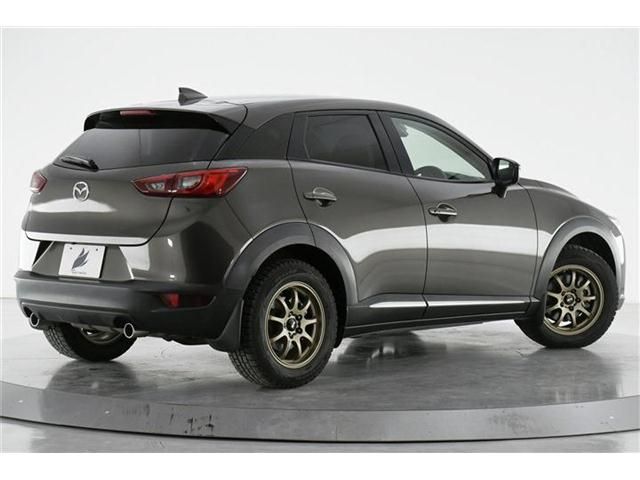 Mazda CX-3 2015-08 12133-5