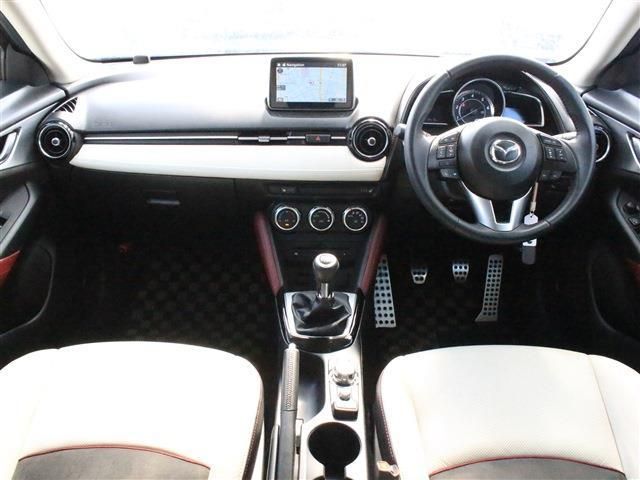 Mazda CX-3 2015-08 12133-1