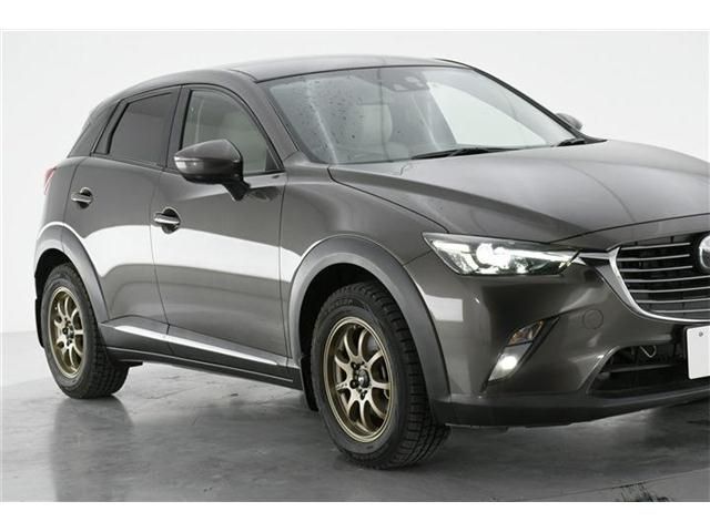 Mazda CX-3 2015-08 12133-7
