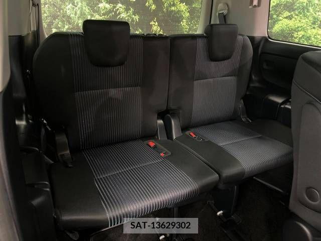 Toyota VOXY 2016-09 321488-12