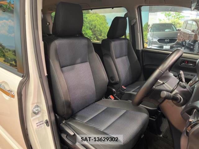 Toyota VOXY 2016-09 321488-10