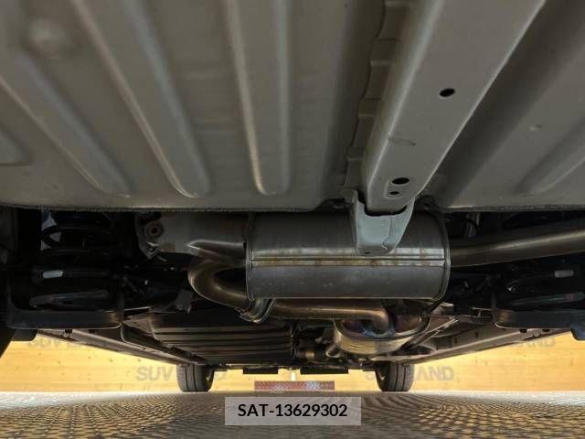 Toyota VOXY 2016-09 321488-19