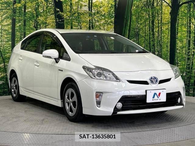 Toyota PRIUS 2013-11 378440-16