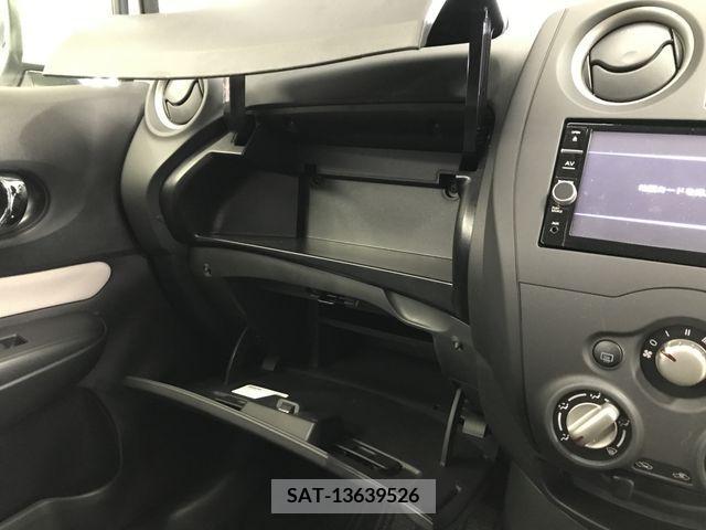 Nissan NOTE 2019-02 241312-12
