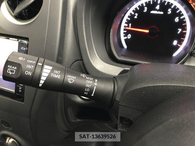 Nissan NOTE 2019-02 241312-8