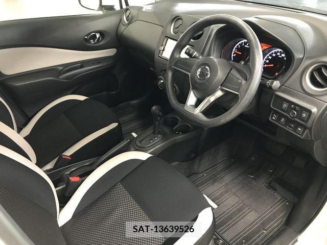 Nissan NOTE 2019-02 241312-1