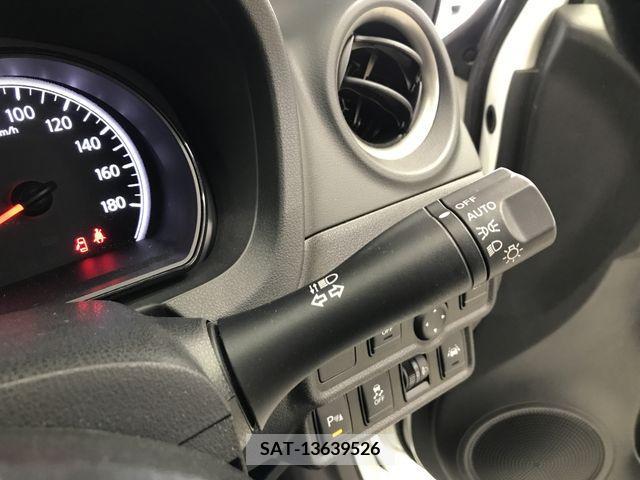Nissan NOTE 2019-02 241312-9
