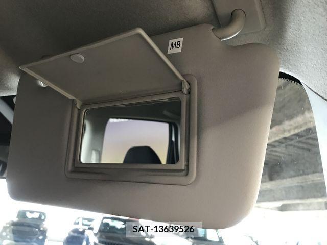 Nissan NOTE 2019-02 241312-14