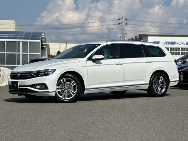 VolksWagen PASSAT VARIANT 2022-12 13214-0